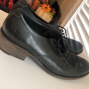 Frye Women’s oxfords